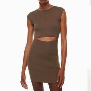 Aritzia dress green size small